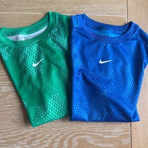 Youth Nike performance Ts
